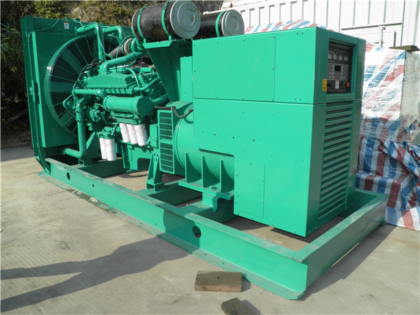 富宁发电车出租-柴油发电机组在使用的过程中应该做好哪些防护工作