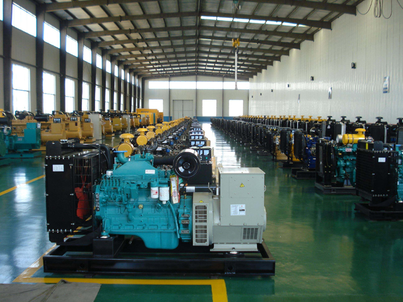 富宁租赁发电机-柴油发电机组冒蓝烟、冒黑烟、冒白烟故障分析