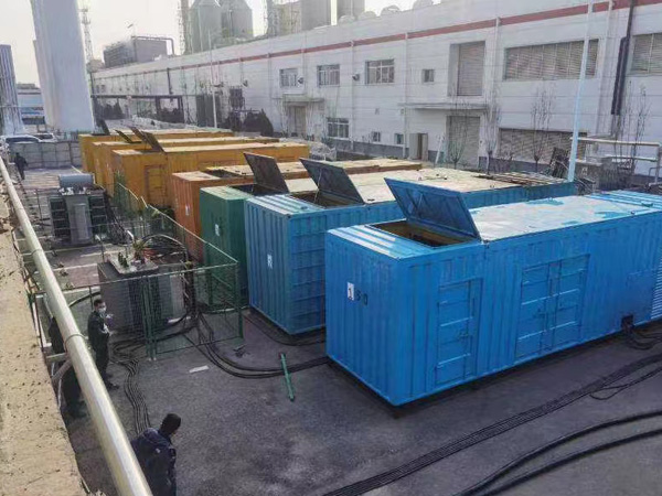富宁380V和690V电压的电缆线相同吗？