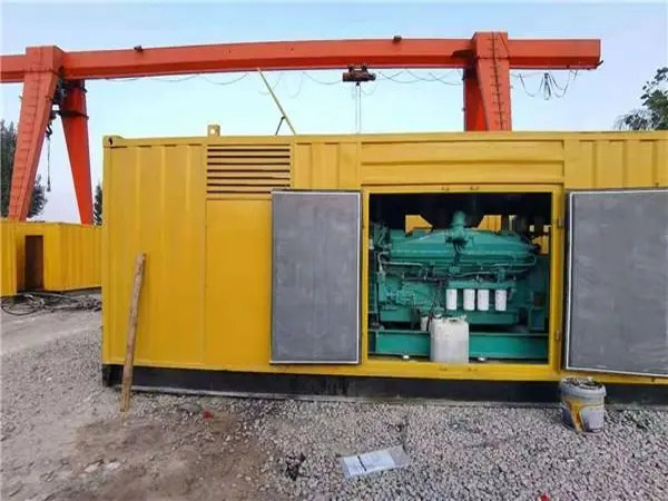 富宁冬季低温环境下，500KW发电机组应该选择什么类型的启动电瓶？